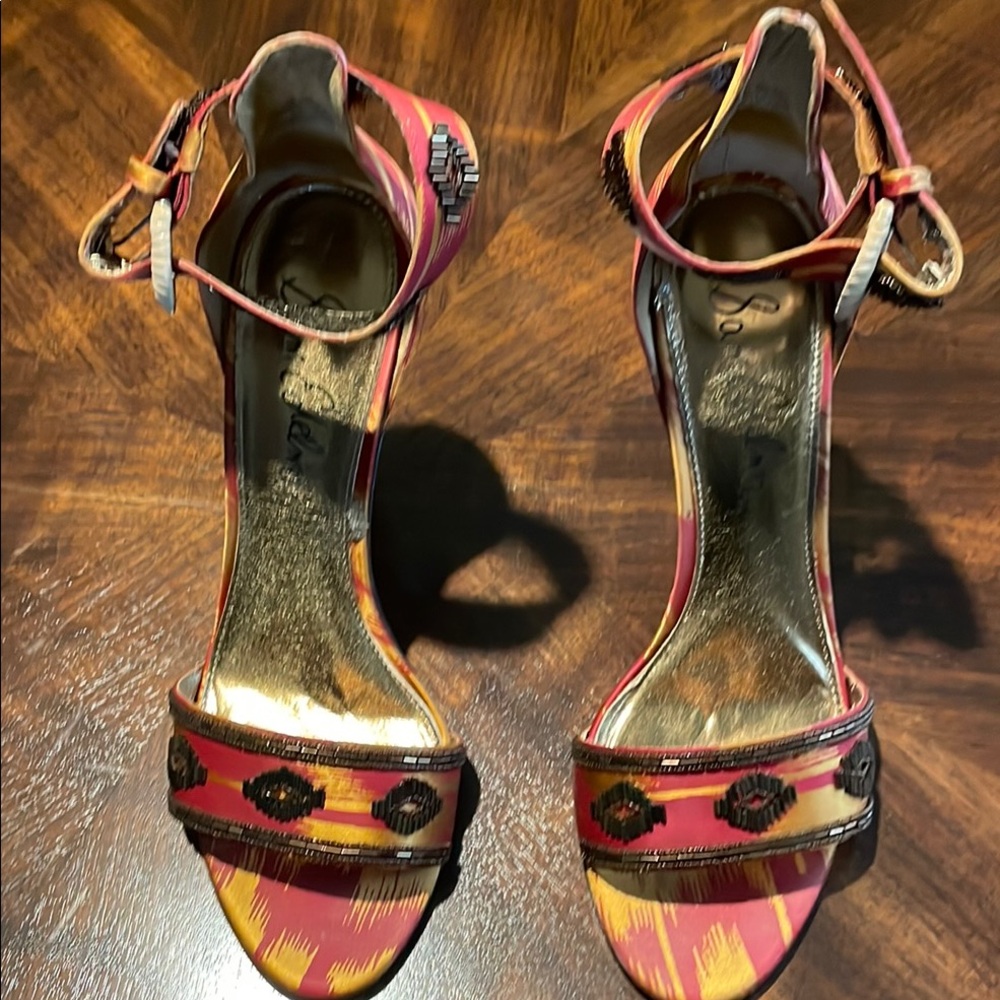 Stylish Women's Sandals with Ankle Strap